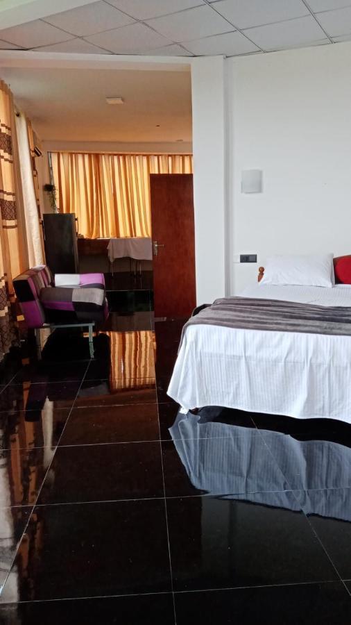 Air Vision 98 Hotel Katunayake Exterior photo