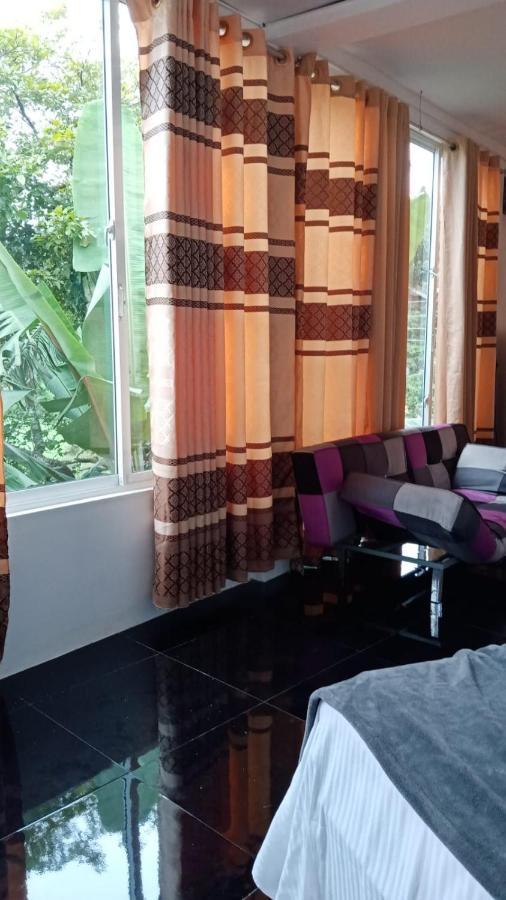 Air Vision 98 Hotel Katunayake Exterior photo